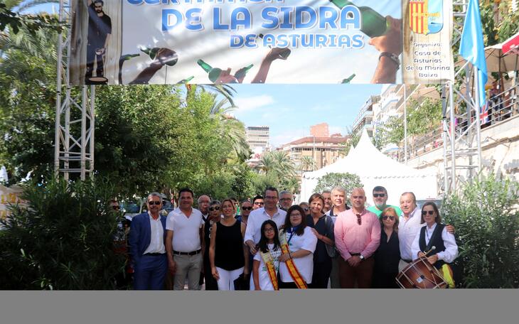 La alcaldesa de Gijón Carmen Moriyón clausura el Primer Certamen de la Sidra de Asturias celebrado en Benidorm 