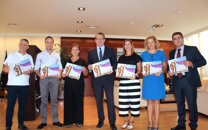Anémona presenta su calendario más solidario en colaboración con Mediterranean Fashion Beach