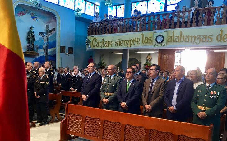 Benidorm celebra junto a la Guardia Civil la festividad de la Virgen del Pilar