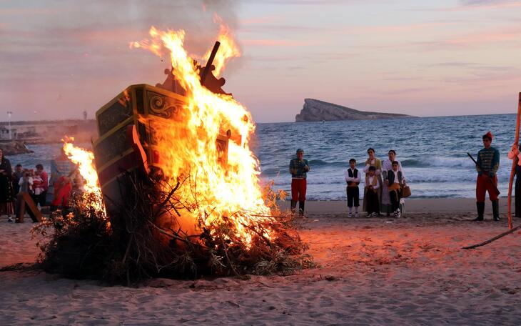 La Mare de Déu del Sofratge, indemne a las llamas en la escenificación del Hallazgo
