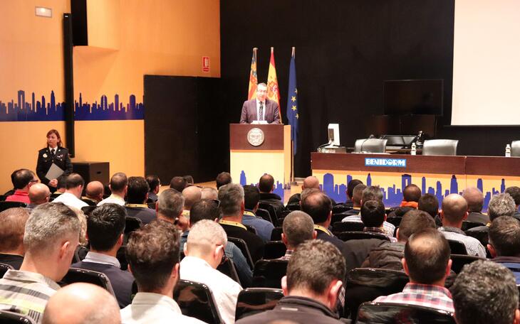 Benidorm reúne a expertos y empresas punteras en el primer encuentro nacional ‘Drones Policiales 2018’