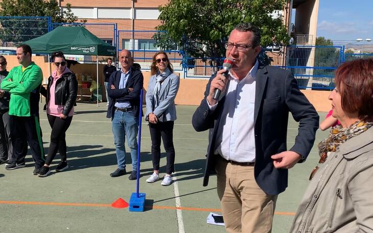 260 Alumnos de primaria del CEIP la Cala de Benidorm participan en la Carrera Solidaria a favor de Save the Children