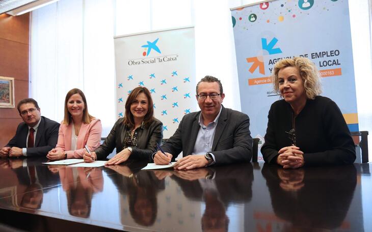 La Obra Social ‘la Caixa’ aporta 6.050 € para dos programas de la Agencia de Empleo y Desarrollo Local