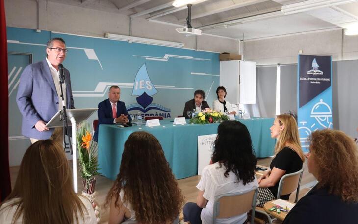 El IES Mediterrània celebra sus XII Jornadas formativas de hostelería y turismo