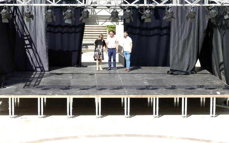El auditorio Óscar Esplá estrena hoy nuevo escenario y nueva rampa de acceso