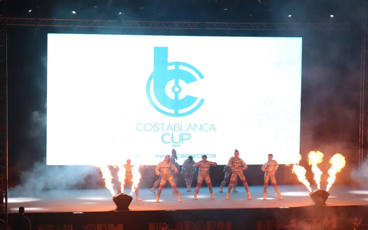 La ceremonia inaugural marca el inicio oficial de la 26ª edición de la Costa Blanca Cup, con más de 4.000 jugadores 