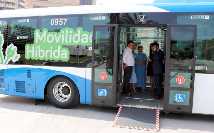 Benidorm incorpora el primer vehículo híbrido a la flota de autobuses urbanos