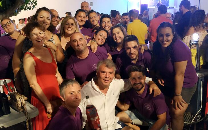 L’Associació de Penyes abre la temporada de verbenas en la Plaza de Castelar