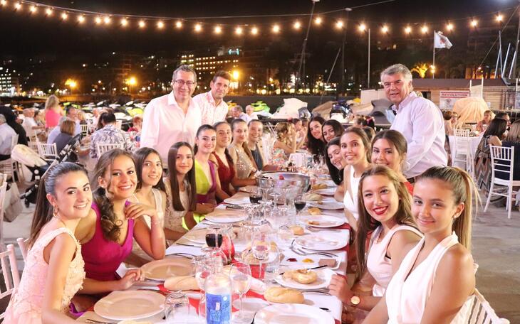 Cena de gala en honor a Sant Jaume en el Club Náutico de Benidorm