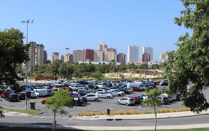 Abren los aparcamientos de Mercasa, tras el Low