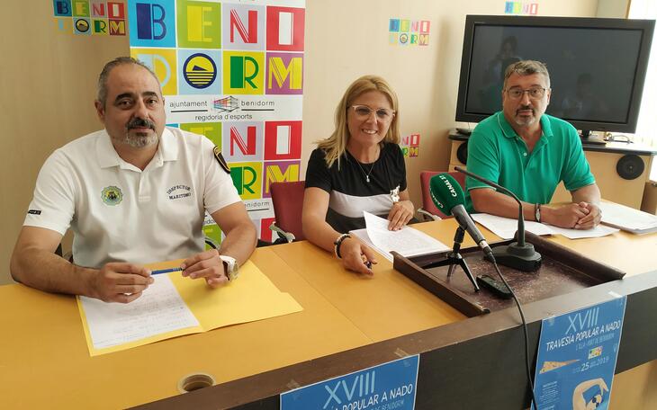 XVIII Travesía Popular a nado entre la Isla y el puerto de Benidorm