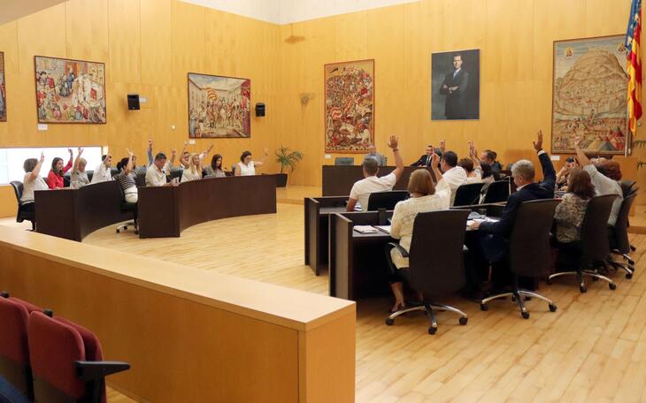 El pleno aprueba definitivamente el presupuesto de 2019 y pedir a Conselleria el reajuste de anualidades del ‘Plan Edificant’