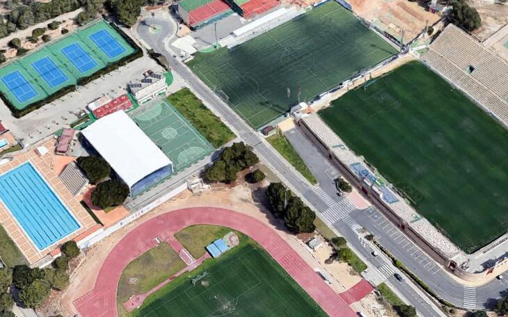 El PSOE reclama una zona de juegos infantiles en la Ciudad Deportiva Guillermo Amor