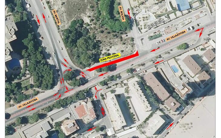 Movilidad peatonaliza la travesía que une las avenidas Villajoyosa y Murtal para generar un itinerario más seguro para los viandantes