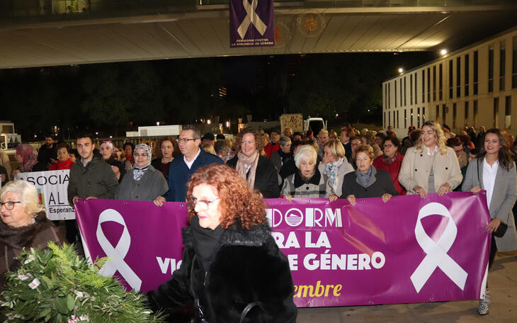 Benidorm marcha contra la violencia de género 