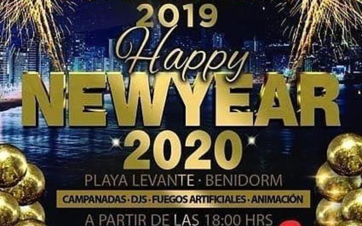 La Fiesta de Fin de Año de Benidorm contará con un gran Castillo de fuegos artificiales que se lanzará desde la playa de Levante