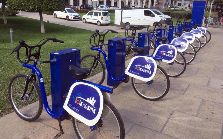 El nuevo contrato del servicio público de préstamo de bicicletas incluirá la implantación de bicicletas eléctricas