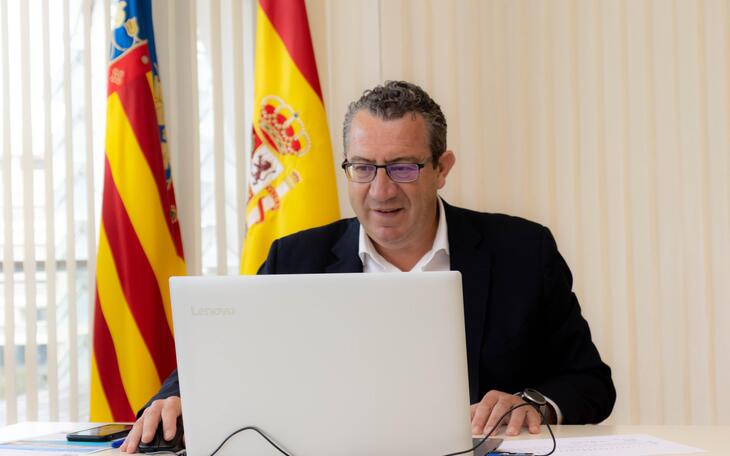 Benidorm activa el jueves la plataforma web para reservar parcela en la playa de Levante