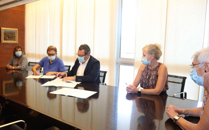 El Ayuntamiento amplía su colaboración con el Doble Amor con 30.000 euros