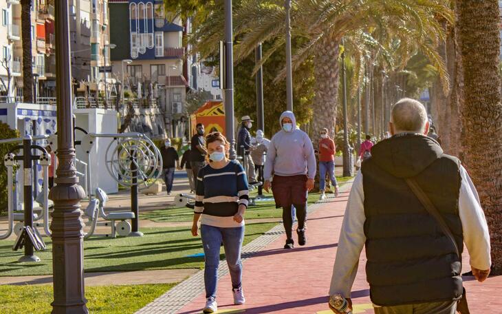 Benidorm da luz verde a la 9ª remesa de ayudas municipales a familias por la Covid-19 