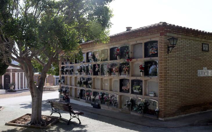 Benidorm amplía de lunes a viernes el horario de apertura de los cementerios