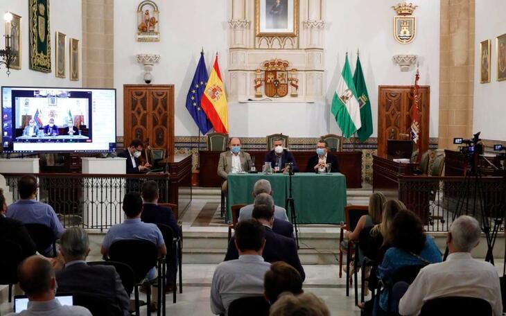 Encuentro Redes DTI y Ciudades Inteligentes en Rota.