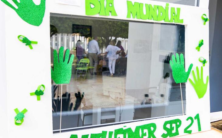 #ManosPorElAlzheimer
