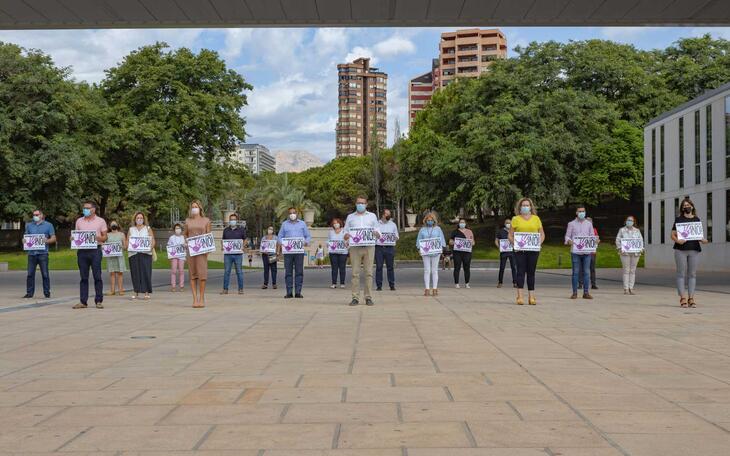 Concentración en Benidorm hoy contra la violencia machista.