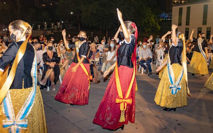 Fiestas abre el plazo para inscribirse como dama de les Festes Majors Patronals 2022
