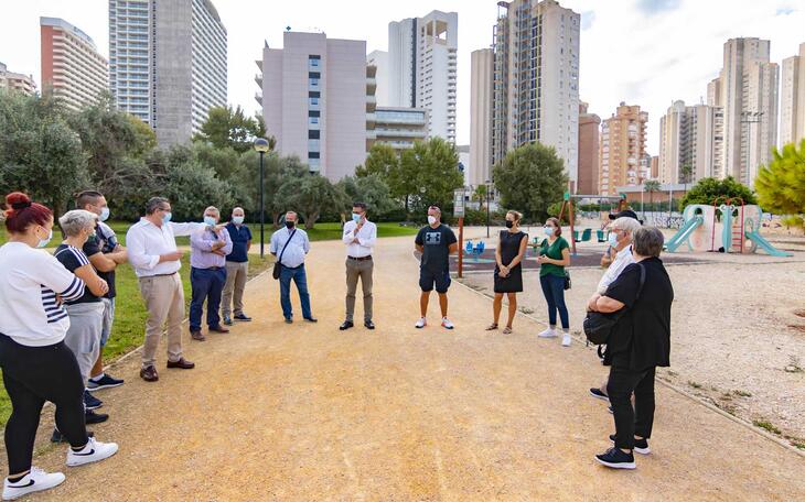 Benidorm renovará antes de fin de año el área infantil del Rincón junto a los campos de fútbol Antonio López y creará una zona para mascotas