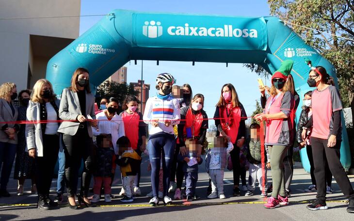 Los CEIP Puig Campana y Gabriel Miró realizan acciones solidarias con el Doble Amor y Cruz Roja