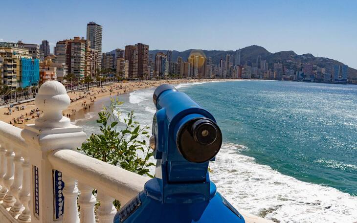 Benidorm triplica en 2021 el importe de ayudas concedidas a nuevas empresas y autónomos 