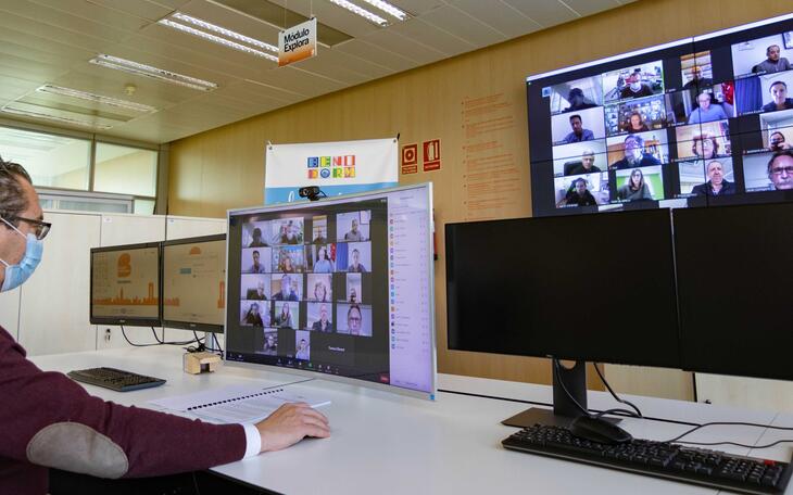 Benidorm efectua la primera consulta prèvia social d