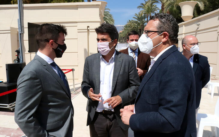 Toni Pérez anima als jóvens empresaris a "sumar per a la recuperació"...