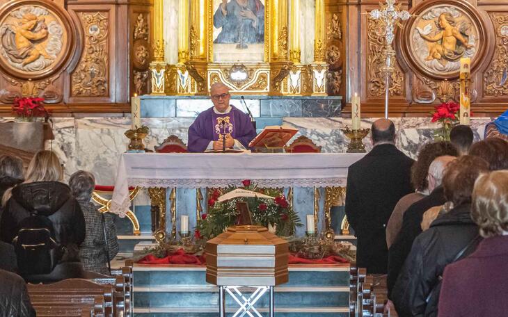 Benidorm despide al exalcalde José Llorca Cortés.