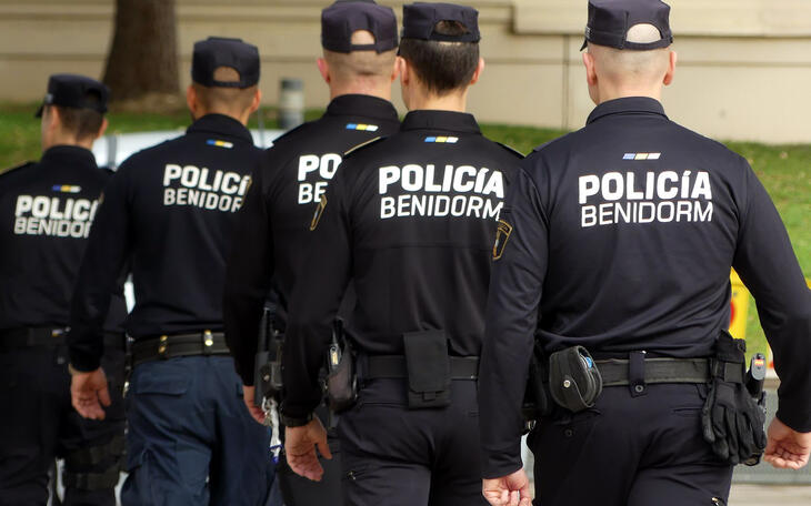 El pleno pedirá a Les Corts que modifique la Ley de Policías Locales para dar “una solución equitativa” a los oficiales
