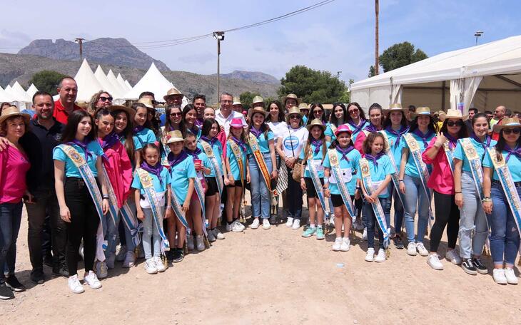 Acampada peñas 2022, visita autoridades y picaeta oficial