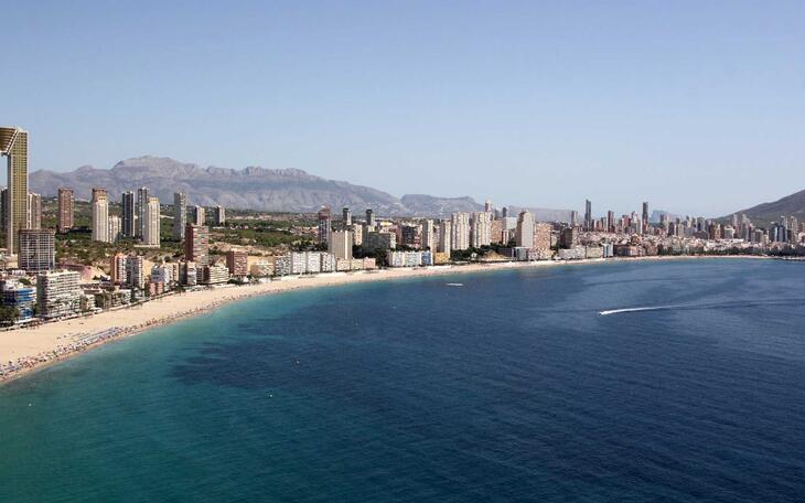 Benidorm renueva la Bandera Azul en Levante y Mal Pas y alegará la decisión sobre Poniente