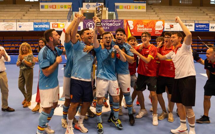 España supera a Inglaterra en la final de fútbol sala para ciegos del Costa Blanca Cup