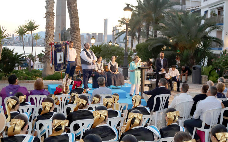 Se inician las Fiestas del Carmen con el pregón a cargo de Vicenta Pérez Bayona