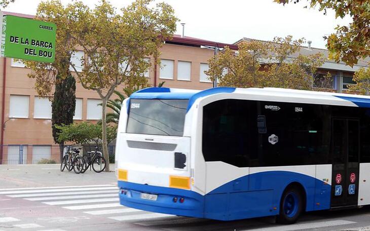 Benidorm bonifica un 30% el precio del Bono Escolar de transporte hasta final de año 