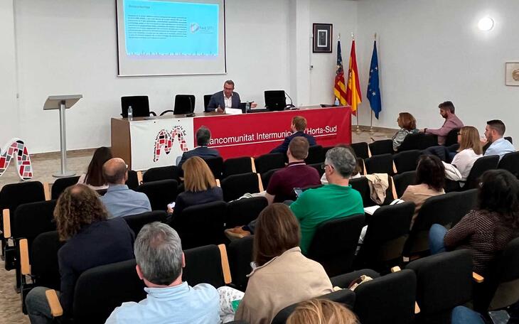 PHYGITAL entiende Benidorm, ciudad de compras, como una gran área comercial extendida 