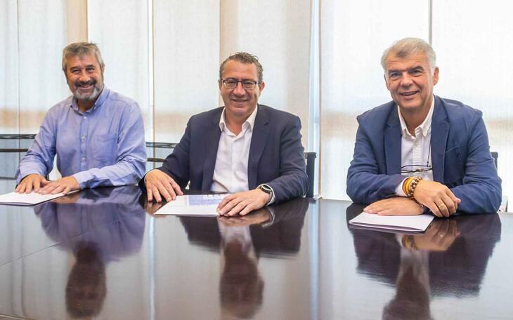 El auditorio del centro cultural se estrena este viernes con la presentación del Libro Oficial de les Festes Majors Patronals 