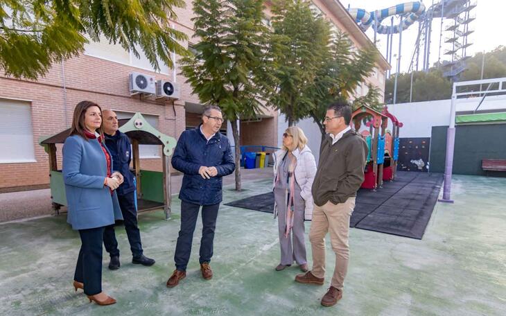 El Ayuntamiento realiza mejoras en 10 centros educativos de Benidorm durante las vacaciones navideñas.