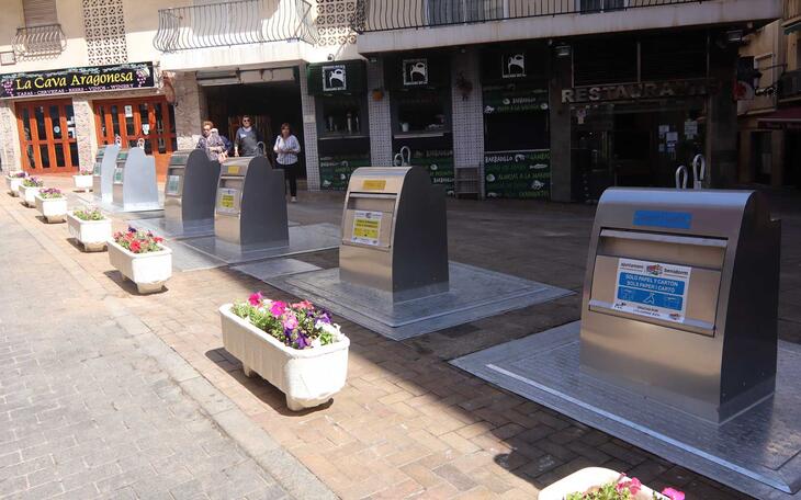 Nuevos contenedores soterrados en la Plaza de la Constitución