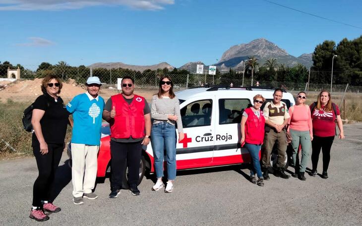 Medio Ambiente y Cruz Roja realizan una limpieza de especies invasoras en el Parque Natural de Serra Gelada 
