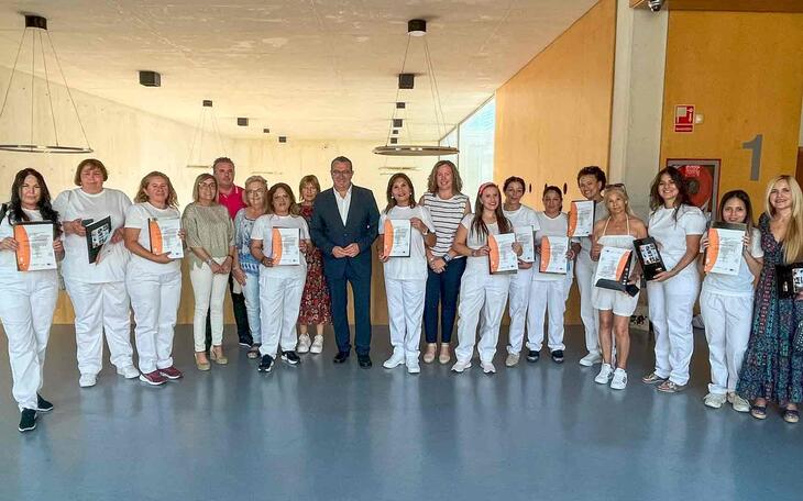 Entrega de diplomas en Bienestar Social