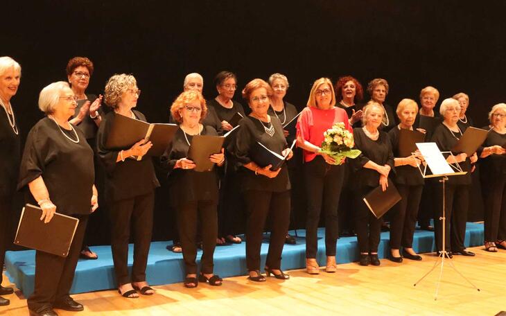 Festival fin de curso de las Amas de Casa de Benidorm.