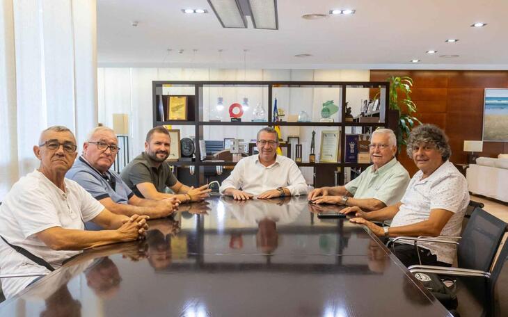 Recepción en Alcaldía del C.F.Foietes