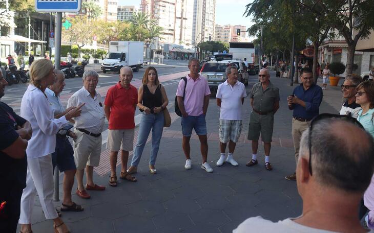 Reunión en Poniente con los vecinos.